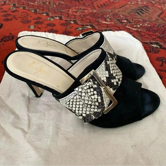 Leather Italian-Made Snakeskin Print Mule Heels with Buckle, Size EU 37.5 (US 7) - Picture 1 of 7